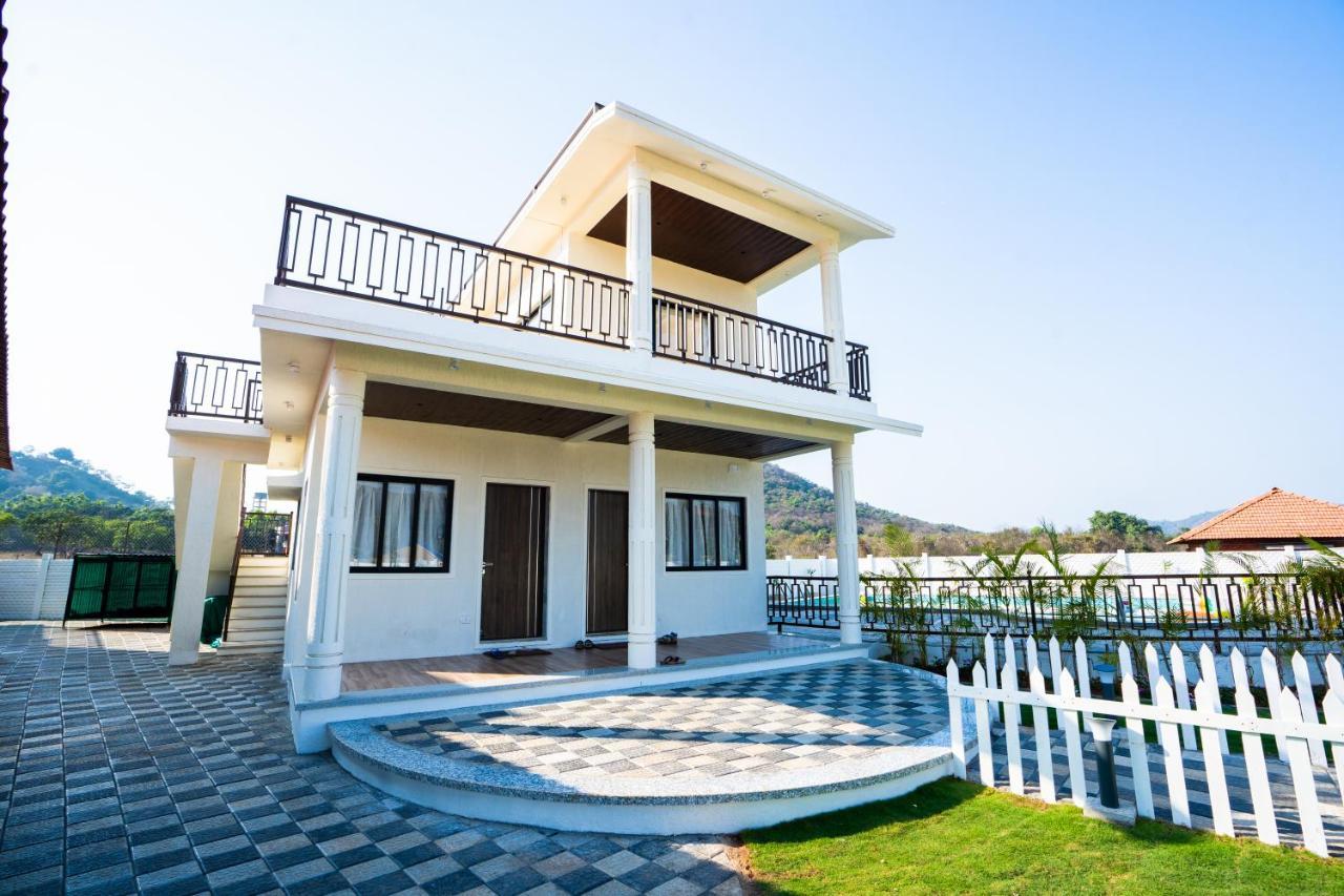 Eden Garden Villa Alībāg Eksteriør billede